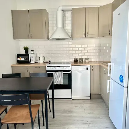 Sdh 1 Wolomin Comfortable Apartment Near Warsaw Exterior foto