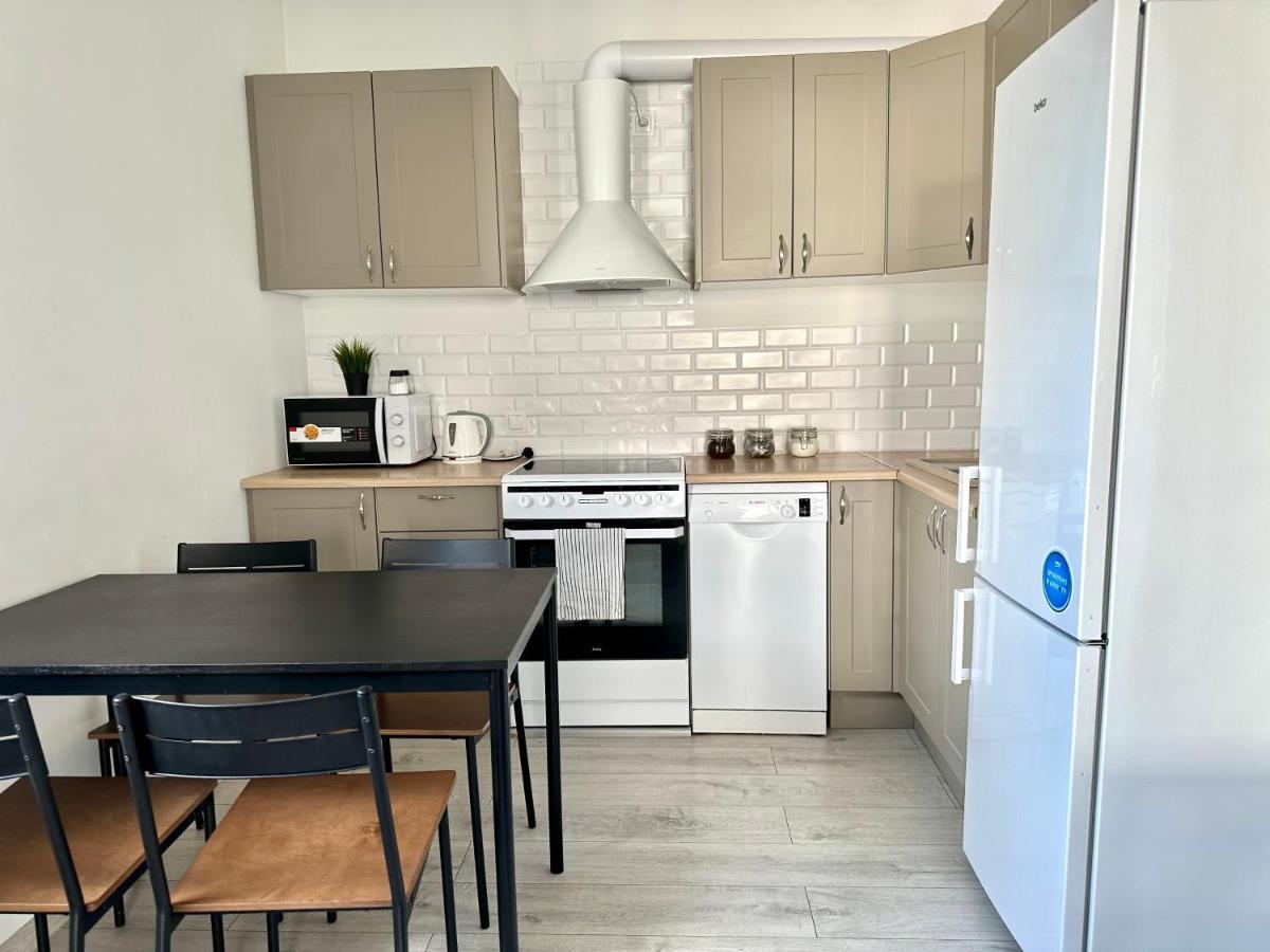 Apartment Sdh 1 Comfortable Near Warsaw Wolomin